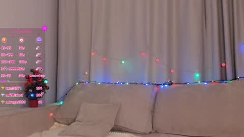 Snapshot of elvahance chatting on 12.25.24 Maria online show from 12.25.24