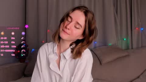 Snapshot of elvahance chatting on 01.08.25 Maria online show from 01.08.25