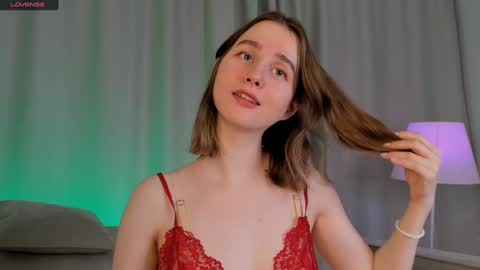 Snapshot of elvahance chatting on 01.21.25 Maria online show from 01.21.25