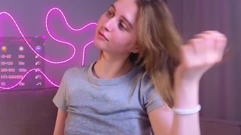 Snapshot of elvahance chatting on 01.29.25 Maria online show from 01.29.25