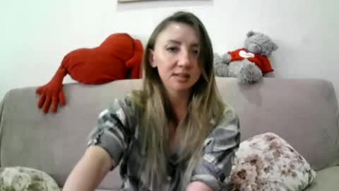 ElvinaSweet online show from 09.19.25