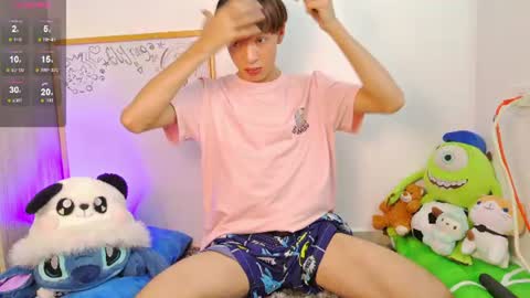 Snapshot of ely_king chatting on 07.27.26 E L Y K I N G online show from 07.27.26