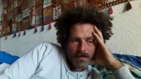 elyjahoye online show from 10.10.25