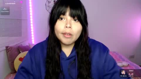 Snapshot of elymoon chatting on 06.11.26 Ely online show from 06.11.26