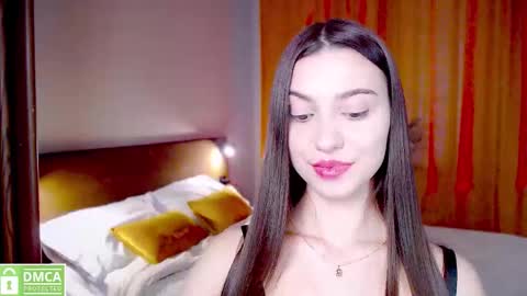 elza_rose online show from 11.20.25