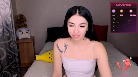 Snapshot of ema_grasie chatting on 12.11.24 ema_grasie online show from 12.11.24