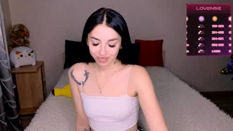 Snapshot of ema_grasie chatting on 12.16.24 ema_grasie online show from 12.16.24