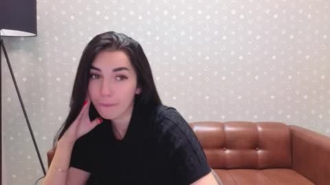 Snapshot of ema_grasie chatting on 11.19.25 ema_grasie online show from 11.19.25