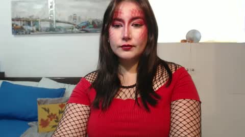 Snapshot of ema_gray8 chatting on 11.04.25 Salome online show from 11.04.25