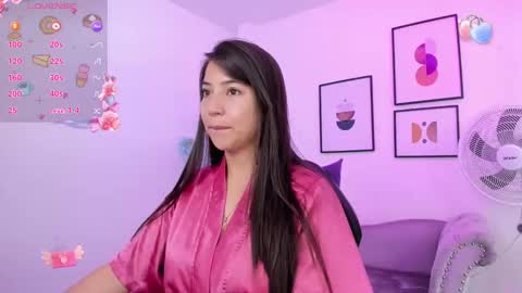 Snapshot of ema_louisx chatting on 01.25.25 Ema louisx online show from 01.25.25