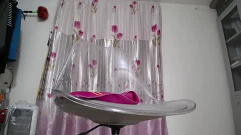 emailisa online show from 12.04.25