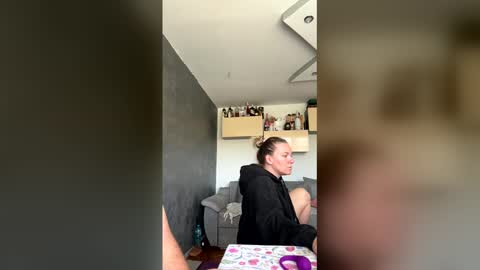 Snapshot of emanuel_berta chatting on 04.25.26 emanuel_berta online show from 04.25.26