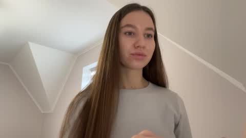 Snapshot of emberfamn chatting on 11.26.25 Alina online show from 11.26.25