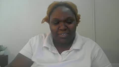 Snapshot of emberjoywoods chatting on 02.20.25 Empress Ember online show from 02.20.25