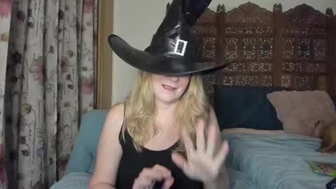 Ember Pheonixxx online show from 11.01.25