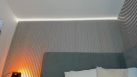 emelie_89 online show from 02.04.26