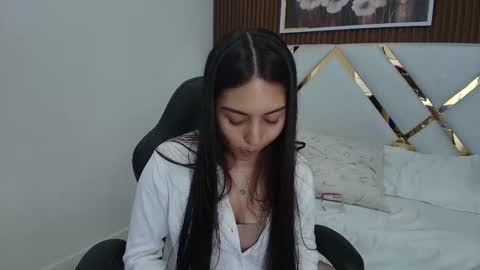 Emily  online show from 12.03.25