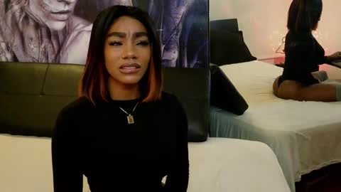 anyelii  online show from 01.14.26