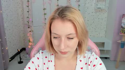 emelia online show from 10.19.25