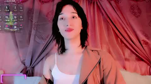 Snapshot of emely_rous chatting on 12.15.24 Emely Rous online show from 12.15.24
