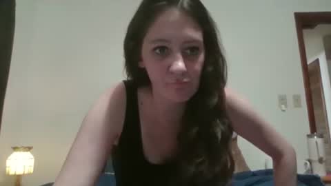 Snapshot of emeraldamnsel chatting on 07.22.26 emeraldamnsel online show from 07.22.26