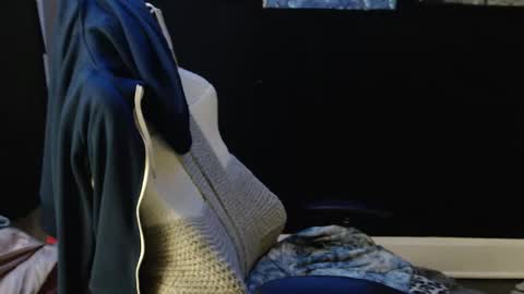 emeraldstrawberri online show from 12.01.25