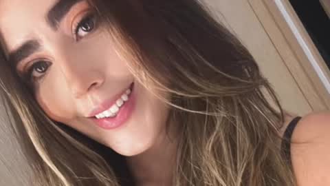 emi_royse online show from 03.05.25