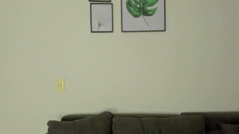 emi_royse online show from 03.04.26