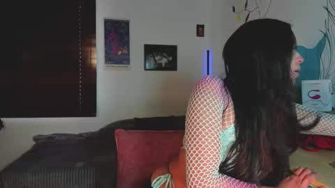 Emilia Gomez online show from 02.20.26