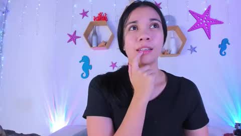 Snapshot of emiily_parkerr chatting on 01.17.26 Emily online show from 01.17.26