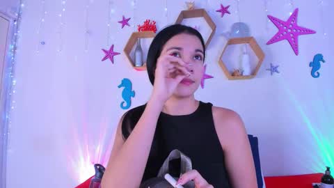 Snapshot of emiily_parkerr chatting on 02.05.26 Emily online show from 02.05.26