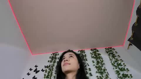 Snapshot of emiily_parkerr chatting on 02.20.26 Emily online show from 02.20.26