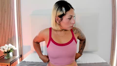 EMILY ROBERTS online show from 04.20.26