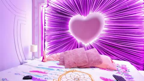 Emiily Grace online show from 03.29.26