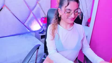 Emy  online show from 11.13.25