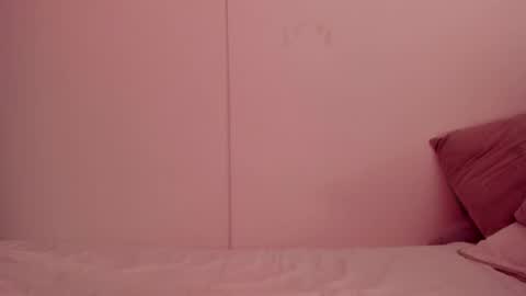 Snapshot of emilia_ghendle chatting on 01.23.25 Emilia Big Boobs online show from 01.23.25