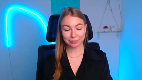 Emilia online show from 01.06.26