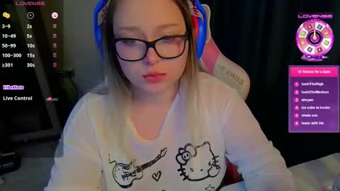 emiliaaah online show from 02.25.26