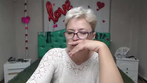 EmiliaGree online show from 09.26.25