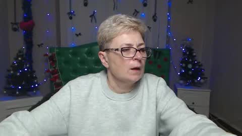 EmiliaGree online show from 12.18.25