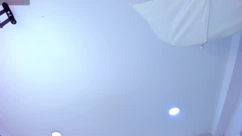 Snapshot of emiliarose_ chatting on 10.26.25 EmiliaRose online show from 10.26.25