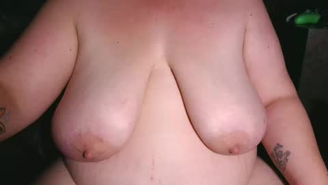 Snapshot of emiliefoxx chatting on 04.27.26 emilie foxx online show from 04.27.26
