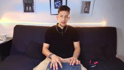 EMILIOCUM online show from 06.27.26