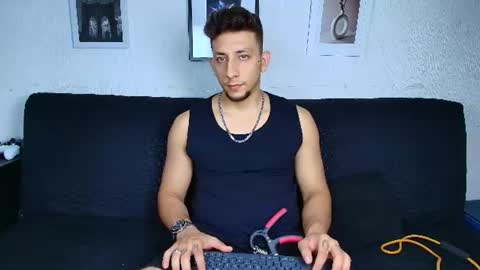 EMILIOCUM online show from 07.30.26