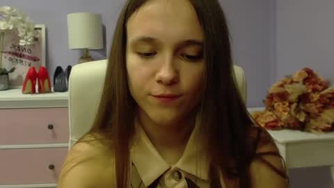 Snapshot of emilly_lust99 chatting on 12.04.24 Emilly online show from 12.04.24