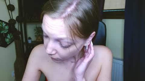 Snapshot of emilly_xkiss chatting on 03.04.26 Emilly online show from 03.04.26