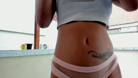 Snapshot of emillygonzalez chatting on 12.06.24 . . online show from 12.06.24