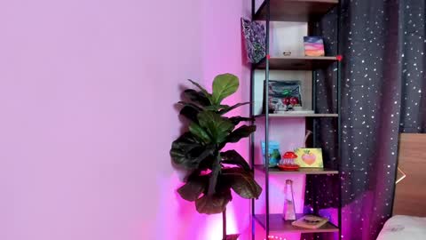 Snapshot of emillygonzalez chatting on 12.13.24 . . online show from 12.13.24