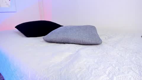 Snapshot of emillygonzalez chatting on 12.28.24 . . online show from 12.28.24