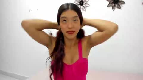 Snapshot of emillygonzalez chatting on 02.14.25 . . online show from 02.14.25